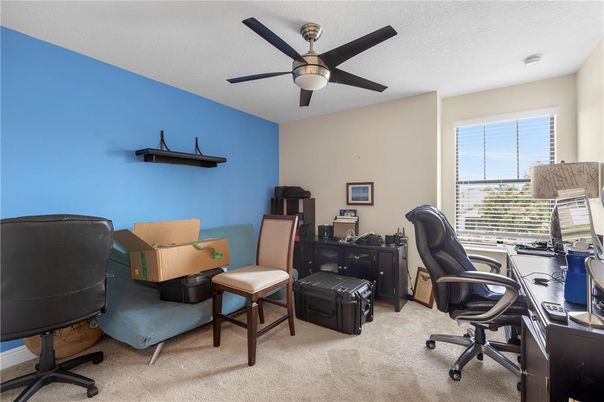 Home Office, Interior