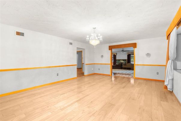 Chandelier, Empty room, Interior, Wood Texture Flooring