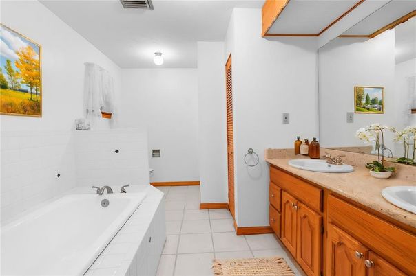 Bathroom, Dual Sink Vanities, Interior