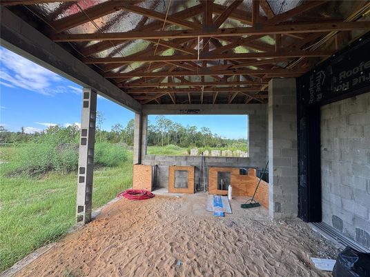 Exterior, Wooden Beams