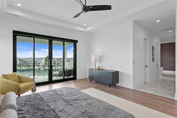 Interior, Recessed Lighting, Water, Wood Texture Flooring