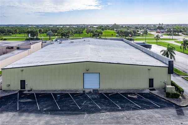 Exterior, Drone