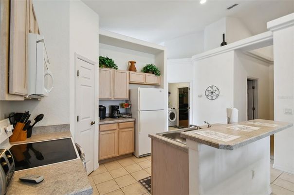 Interior, Kitchen, Recessed Lighting
