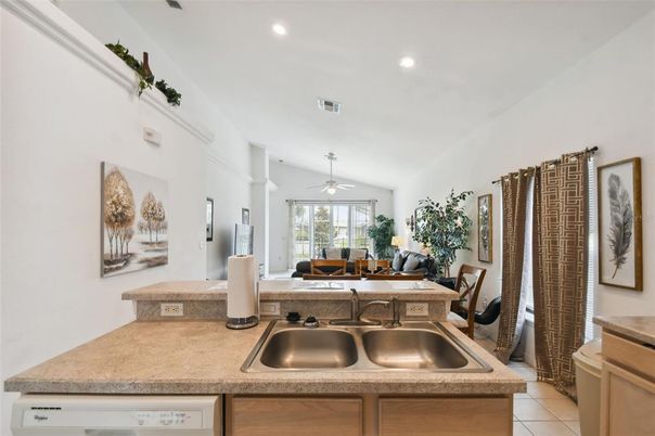 Dining room, Interior, Kitchen, Recessed Lighting