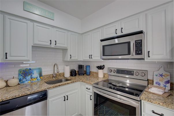 Interior, Kitchen, Stainless Steel Appliances
