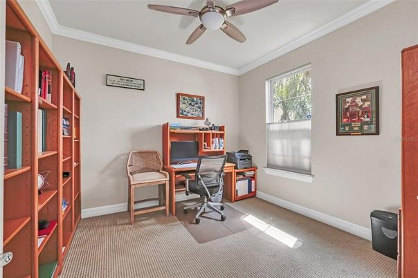 Home Office, Interior