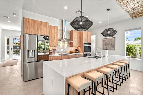 Interior, Kitchen, Pendant Lights, Recessed Lighting, Stainless Steel Appliances