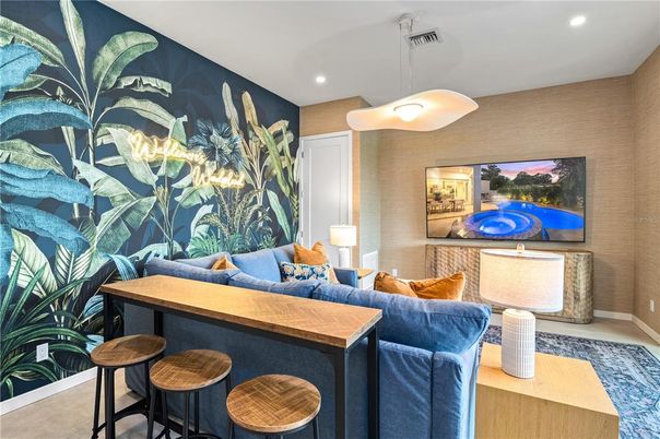 Interior, Living room, Pendant Lights, Recessed Lighting