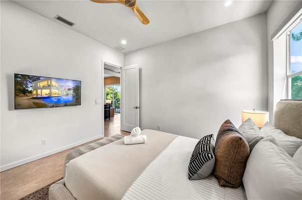 Bedroom, Interior, Recessed Lighting