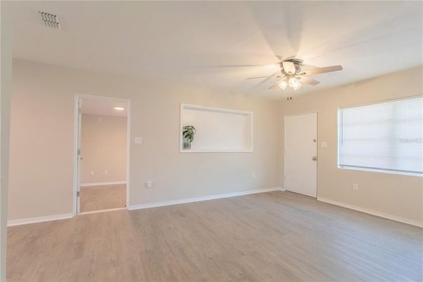 Empty room, Interior, Recessed Lighting, Wood Texture Flooring