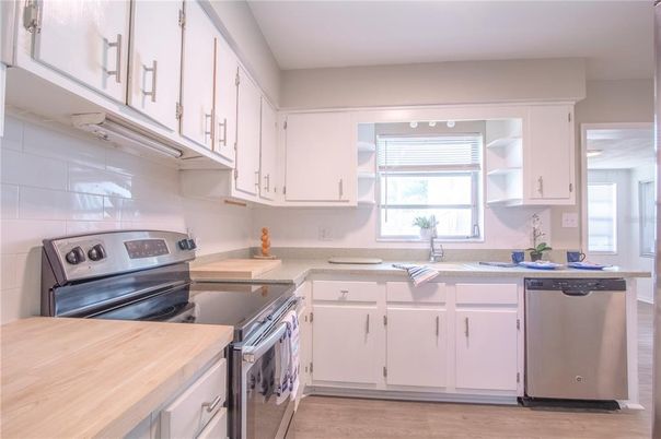 Interior, Kitchen, Stainless Steel Appliances, Wood Texture Flooring