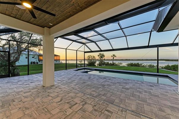 Glass Ceilings, Interior, Pool, Sun Room, Water