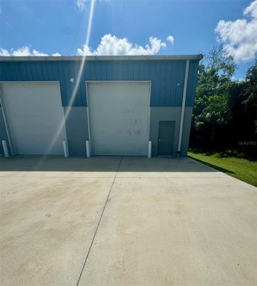Detached Garage, Exterior