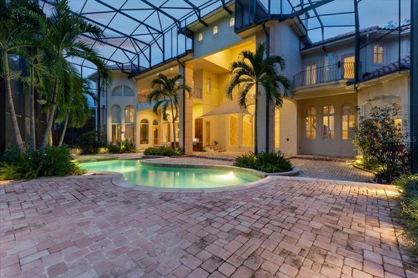 Exterior, Glass Ceilings, Pool, Sun Room