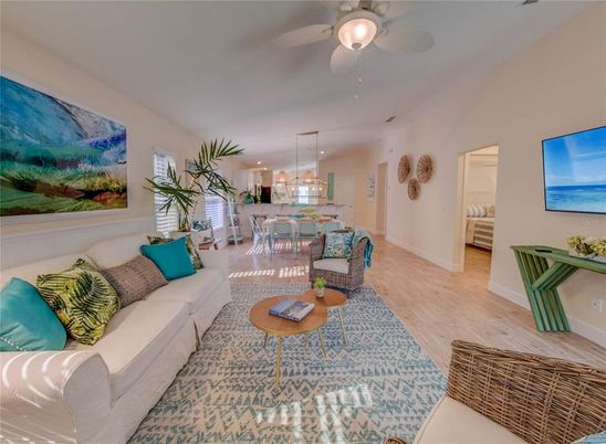 Dining room, Interior, Kitchen, Living room, Pendant Lights, Recessed Lighting, Wood Texture Flooring