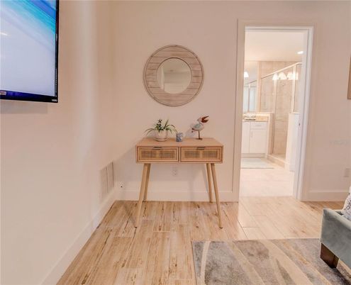 Bathroom, Interior, Recessed Lighting, Wood Texture Flooring