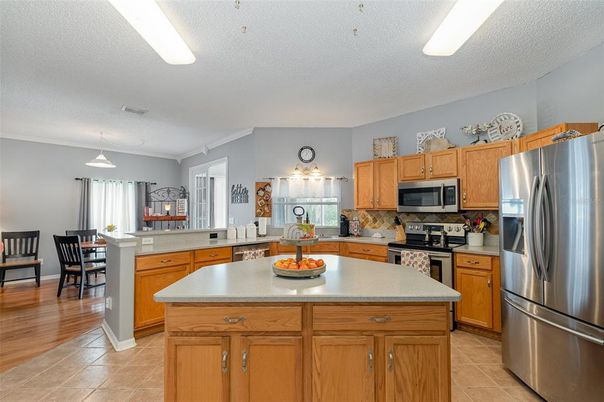 Dining room, Interior, Kitchen, Stainless Steel Appliances, Wood Texture Flooring