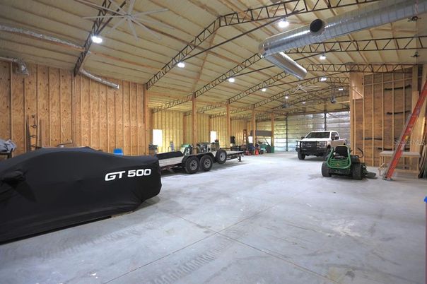 Garage, Interior