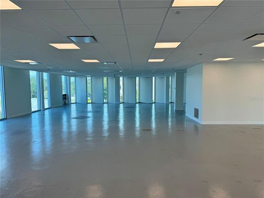Empty room, Interior, Recessed Lighting