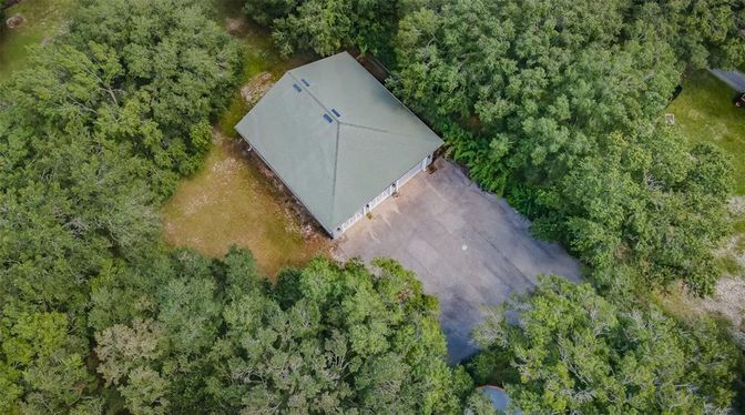 Exterior, Drone