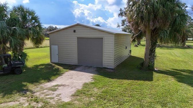 Backyard, Detached Garage, Exterior
