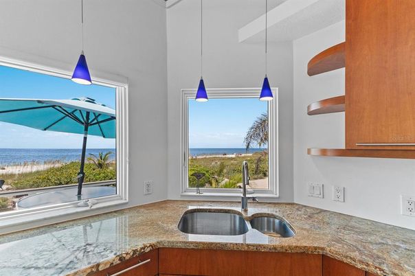 Interior, Kitchen, Pendant Lights, Water