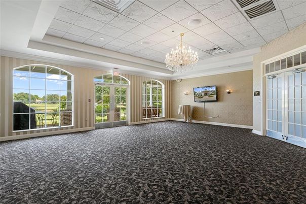 Chandelier, Empty room, Interior, Recessed Lighting