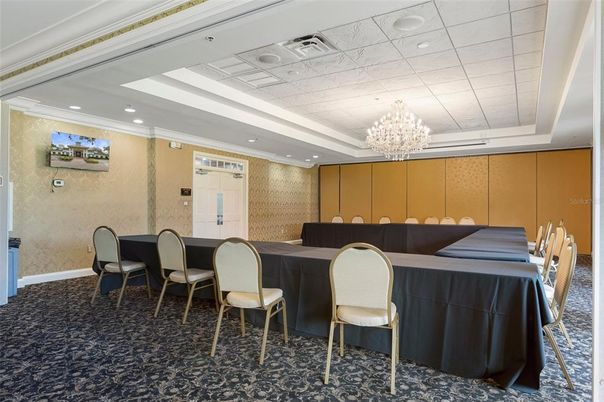 Chandelier, Dining room, Interior, Recessed Lighting