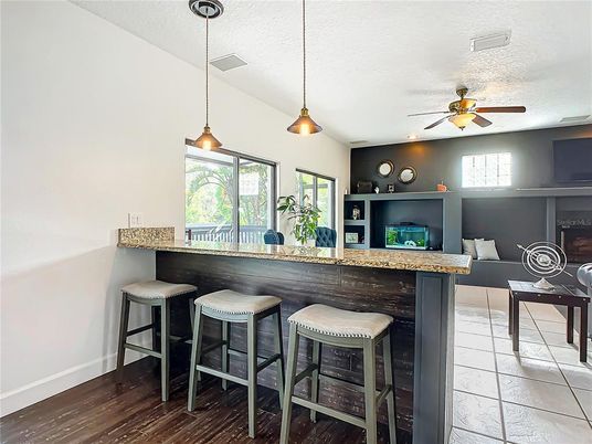 Interior, Pendant Lights, Wood Texture Flooring