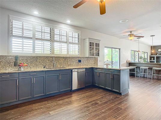 Interior, Kitchen, Pendant Lights, Recessed Lighting, Wood Texture Flooring