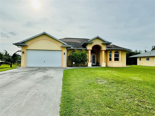 Attached, Backyard, Exterior, Facade, Ranch