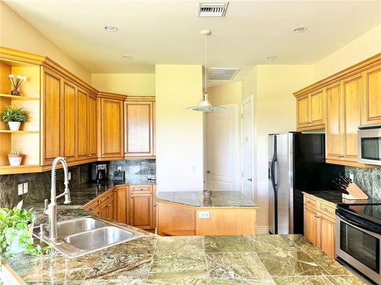 Interior, Kitchen, Pendant Lights, Recessed Lighting