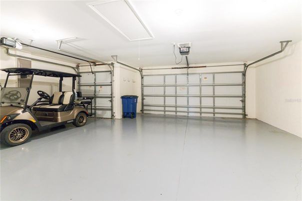 Garage, Interior