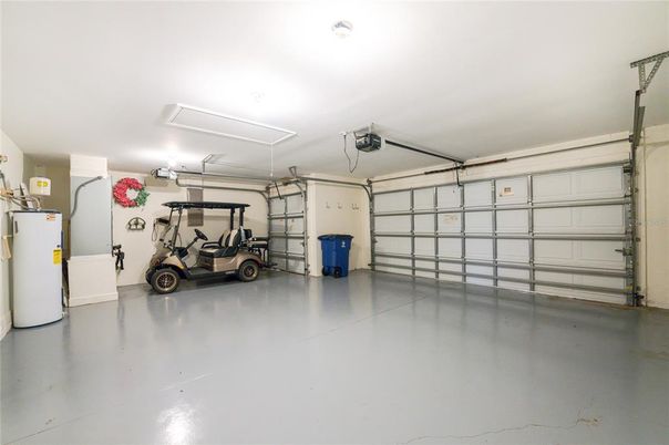 Garage, Interior