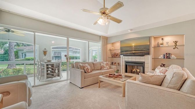 Fireplace, Interior, Living room