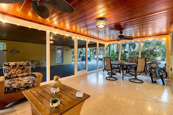 Dining room, Interior, Wooden Ceilings