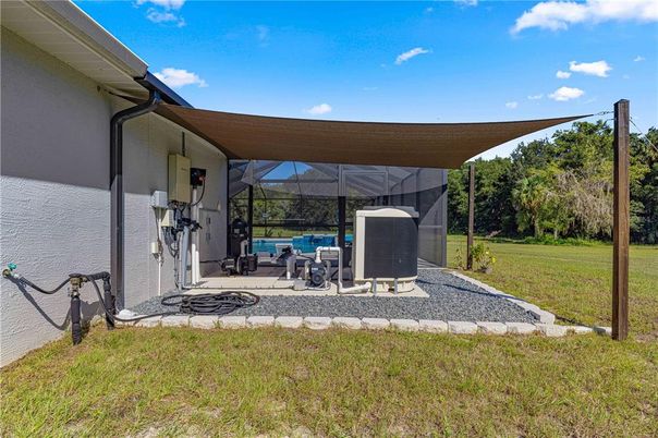 Backyard, Exterior