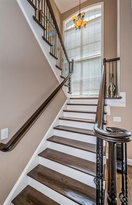 Chandelier, Interior, Wood Texture Flooring
