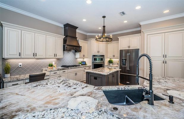 Interior, Kitchen, Pendant Lights, Recessed Lighting, Stainless Steel Appliances