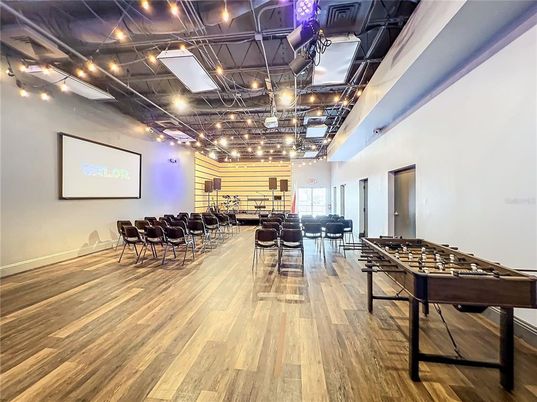 Game Room, Interior, Wood Texture Flooring