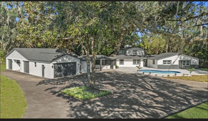 Detached Garage, Exterior, Pool