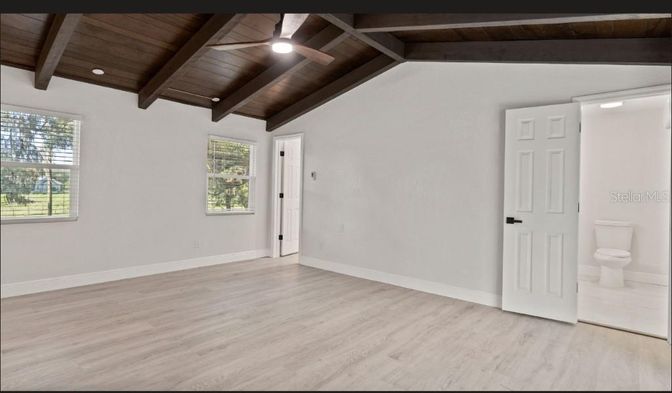 Empty room, Interior, Wooden Beams, Wooden Ceilings, Wood Texture Flooring