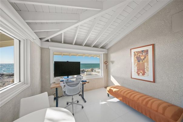 Home Office, Interior, Water
