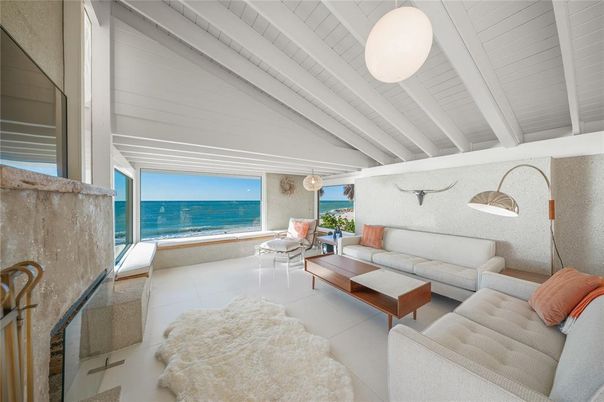 Interior, Living room, Pendant Lights, Water