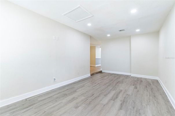 Empty room, Interior, Recessed Lighting, Wood Texture Flooring
