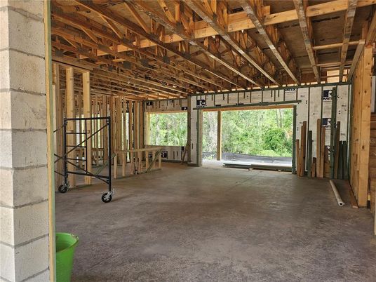 Empty room, Interior, Wooden Beams, Wooden Ceilings