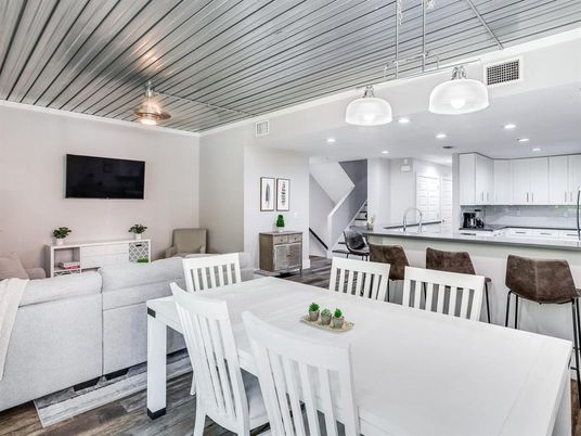Dining room, Interior, Kitchen, Living room, Pendant Lights, Recessed Lighting, Stainless Steel Appliances, Wood Texture Flooring