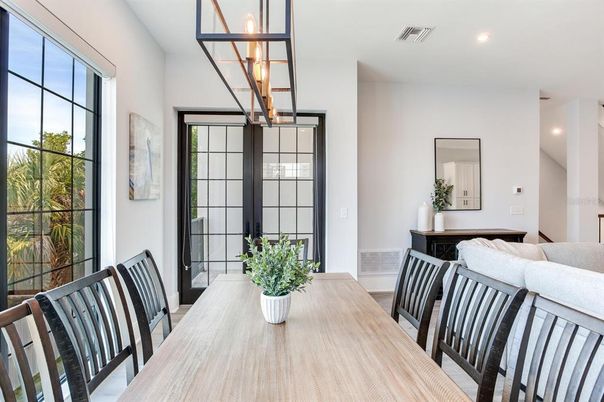 Dining room, Interior, Recessed Lighting