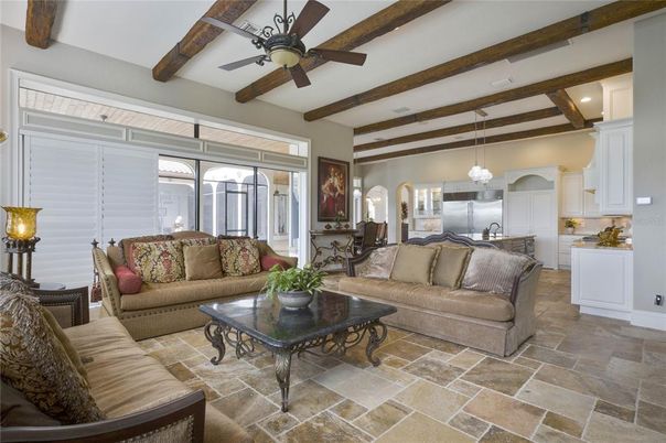 Interior, Kitchen, Living room, Pendant Lights, Recessed Lighting, Wooden Beams