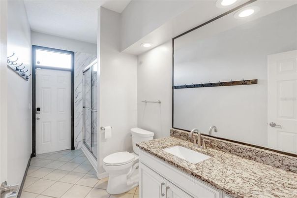 Bathroom, Interior, Recessed Lighting
